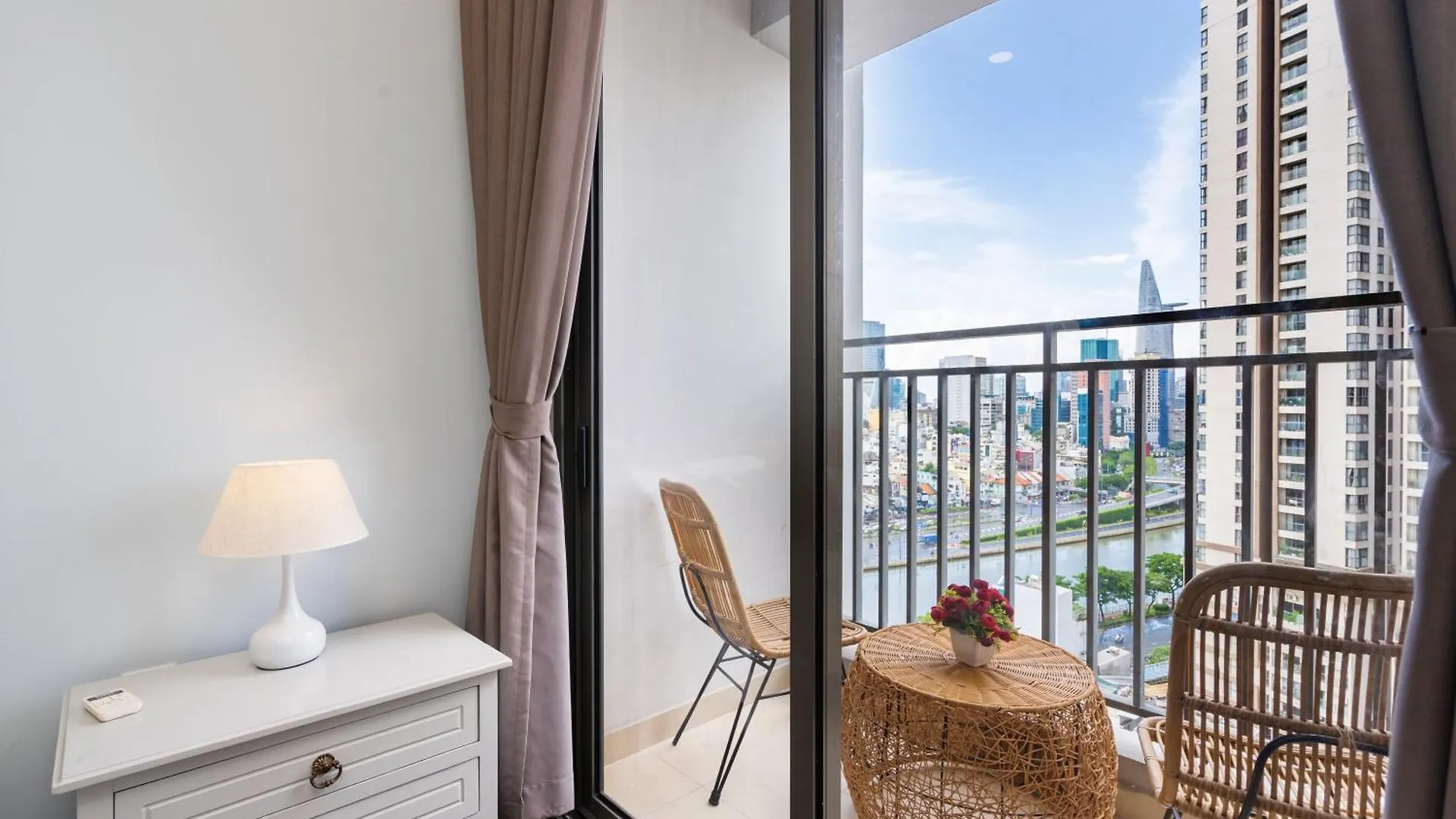 Apartment Rivergate Residence - Goby Home - Lux Apartment, Near Ben Thanh Ho Chi Minh City