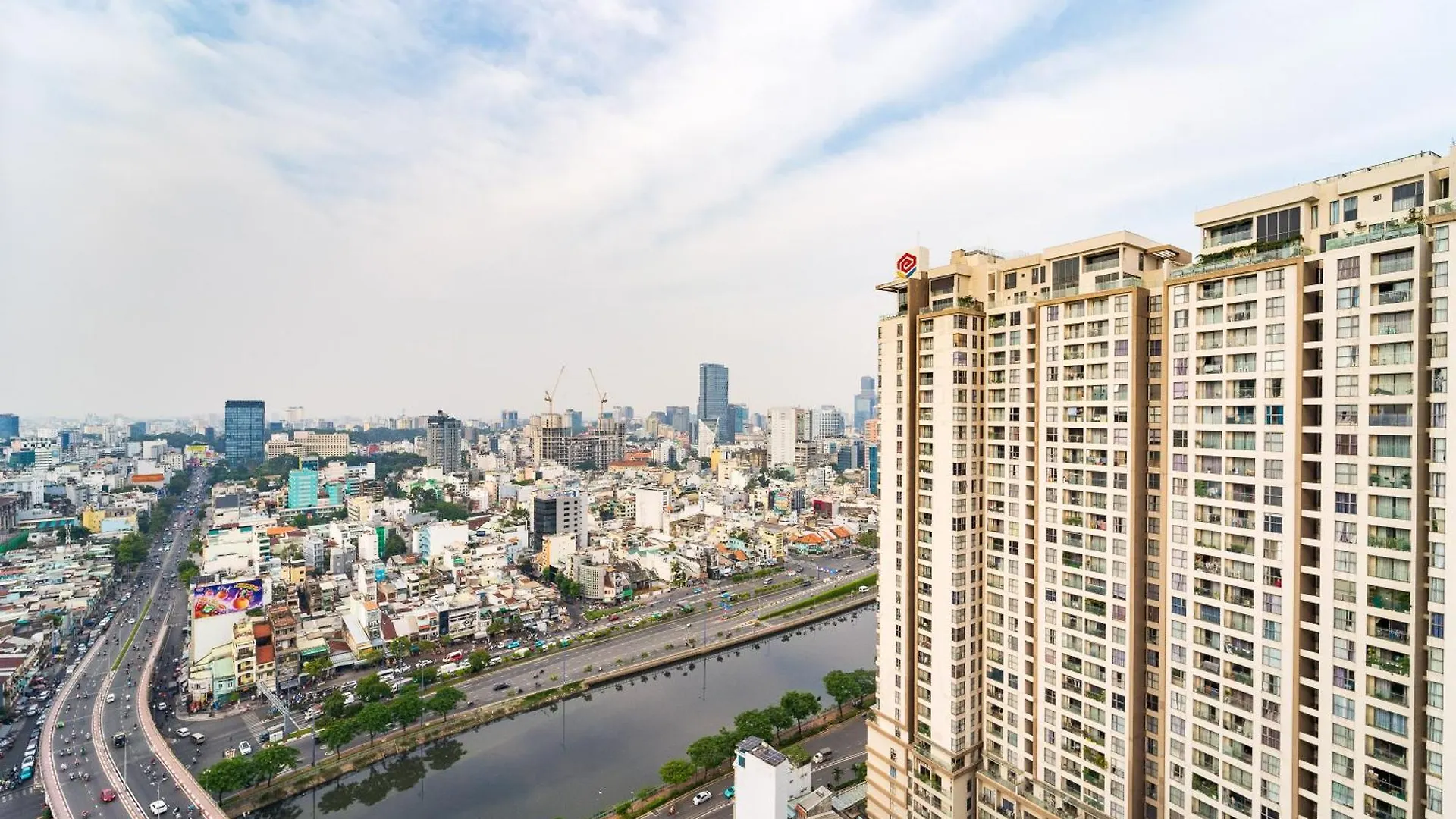 Rivergate Residence - Goby Home - Lux Apartment, Near Ben Thanh Ho Chi Minh City