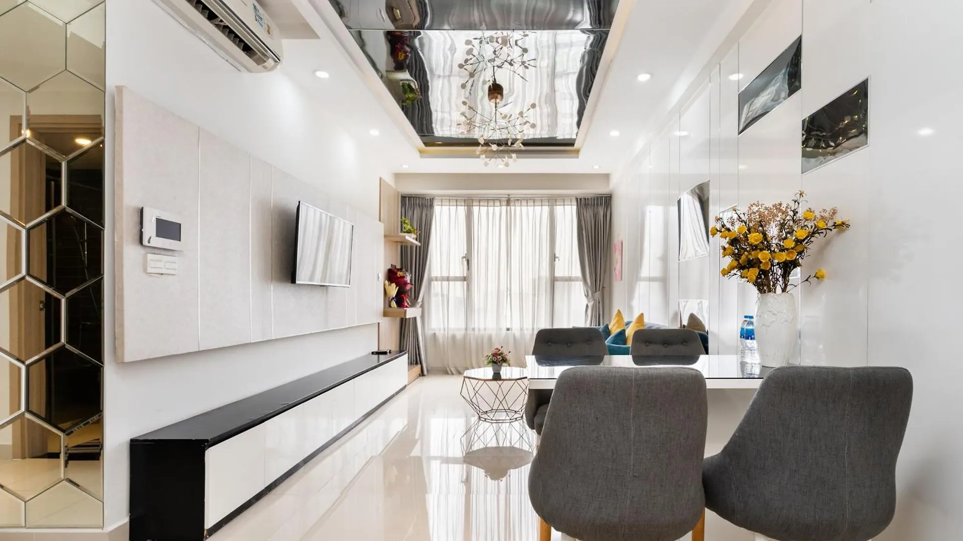 Rivergate Residence - Goby Home - Lux Apartment, Near Ben Thanh Ho Chi Minh City Apartment